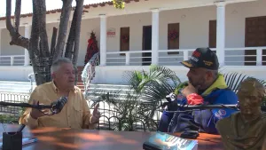 ¡Encuentro de generaciones! Fernando Soto Rojas desglosa la ruta histórica de la Revolución en "Sin Filtro con Pemón"