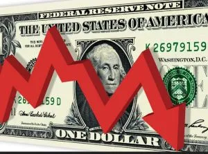 ¡El dólar se hunde! La moneda imperial registra su peor caída en 20 años mientras el oro recupera el trono global.