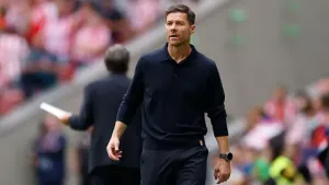 Florentino Pérez fulmina a Xabi Alonso tras humillación ante el Barcelona.