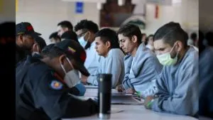 Venezuela recibe a 199 repatriados desde EE.UU. en vuelo 99 de Vuelta a la Patria.