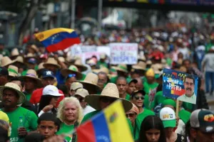 ¡De la tierra a la calle! Marea Campesina inunda Caracas: "Nuestras sabanas son sagradas y Maduro volverá"
