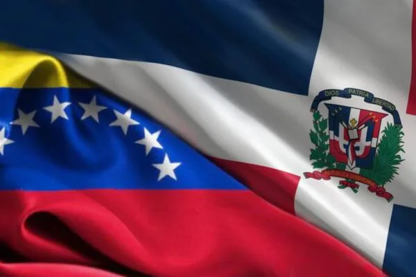 Venezuela y República Dominicana reabren cielos y consulados.