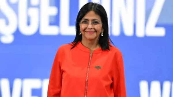 Delcy Rodríguez revive el 4F: "El 'por ahora' de Chávez nos devolvió la dignidad cuando todo parecía perdido"