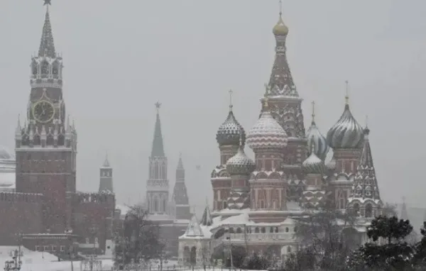 Rusia denuncia «asedio diplomático» de Reino Unido y Canadá mientras avanzan diálogos con EE. UU.