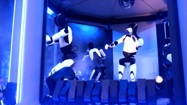 El futuro baila en Shanghái: Robots humanoides y artistas humanos protagonizan espectáculo sin precedentes.