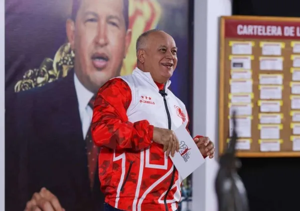 Guerra de "clics" y recursos: Diosdado Cabello revela pugna interna entre Youtubers de María Corina Machado.
