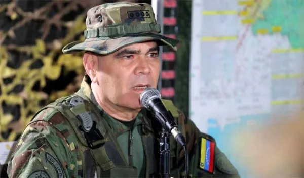 Padrino López en el Día de la Juventud: «Estamos llamados a preservar la flama del honor venezolano»