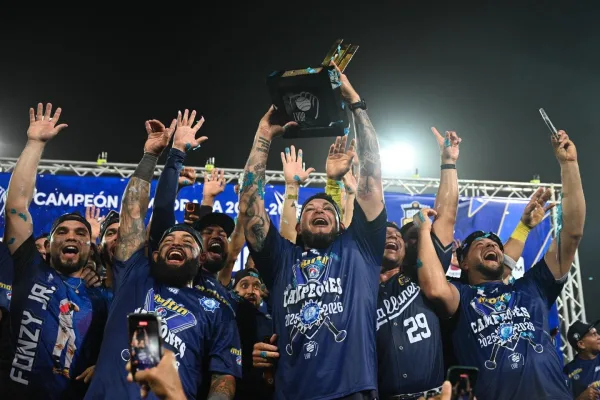 ¡Remontada histórica! Magallanes es el Rey de América tras vencer a Colombia en una final de infarto.