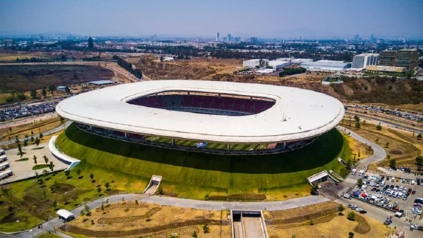 El Mundial 2026 en jaque: Violencia en México pone en duda la sede de Guadalajara.