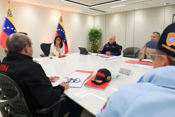 ¡Seguridad blindada! Delcy Rodríguez y Diosdado Cabello afinan despliegue de los Cuadrantes de Paz.