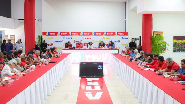 ¡Maquinaria aceitada! Delcy Rodríguez lidera reunión estratégica del PSUV en Cumaná con la mira puesta en el 8 de marzo.