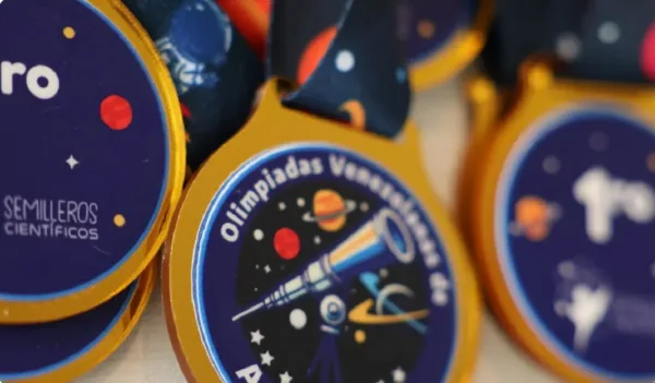 ¡Con la mira en el cosmos! Más de 1.400 jóvenes venezolanos avanzan en la Olimpiada de Astronomía 2026.