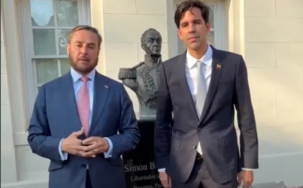 Delegación diplomática de Venezuela se instala oficialmente en Washington.