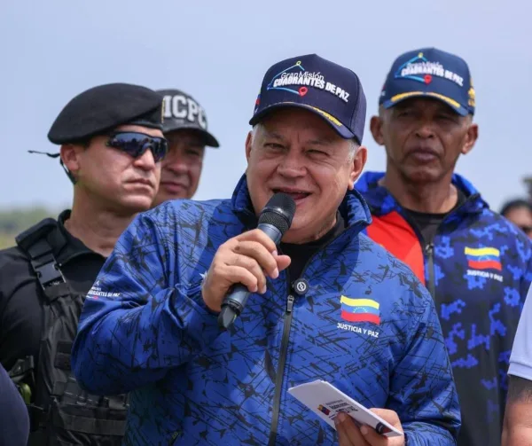 ¡Cancha y Paz! Diosdado Cabello relanza el Movimiento por la Paz y la Vida.