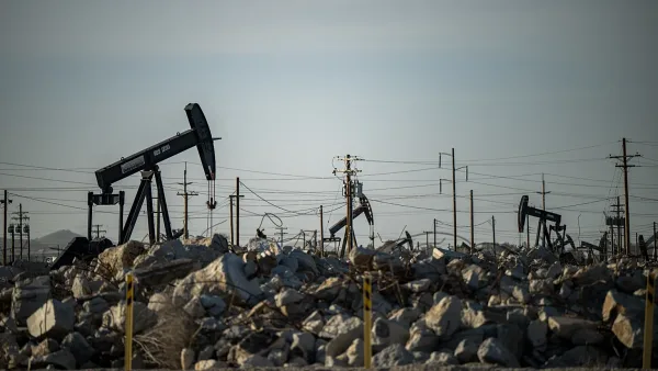 El petróleo rompe el techo de los 110 dólares: Tensión en Ormuz pone en jaque la economía global.