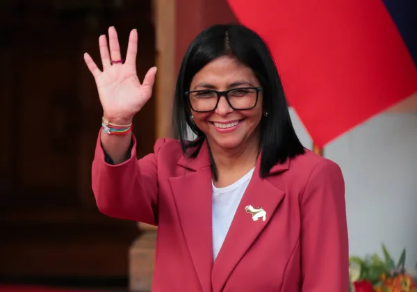 Delcy Rodríguez lidera proyecciones en el mercado de apuestas mundial.