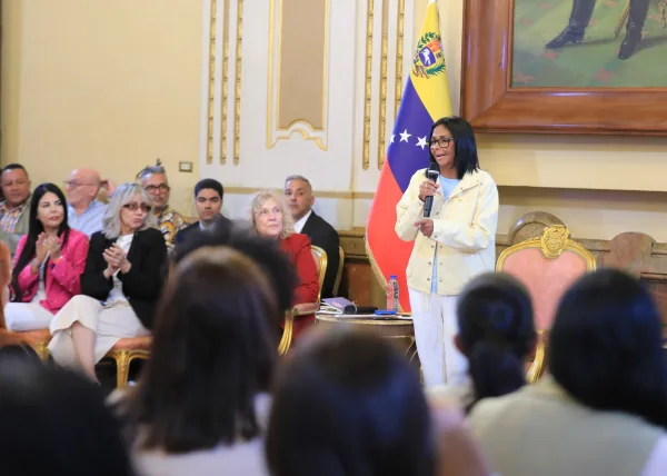 Presidenta (E) Delcy Rodríguez ofrecerá mensaje especial al país este miércoles 8 de abril.