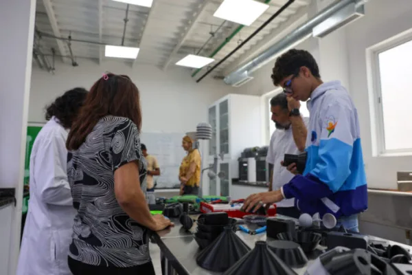 Ciencia para la siembra: Venezuela producirá 5.000 estaciones meteorológicas de bajo costo para potenciar el campo.