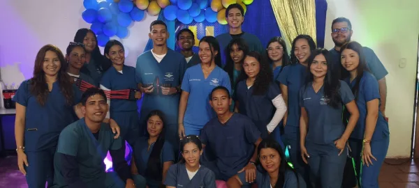 Compromiso Universitario: Estudiantes de Fisioterapia inauguran el Salón "Bertha Bobath" en La Playera.