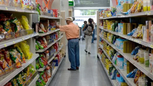 Consumo al alza: Supermercados reportan crecimiento del 12% tras ajuste del Ingreso Mínimo Integral.