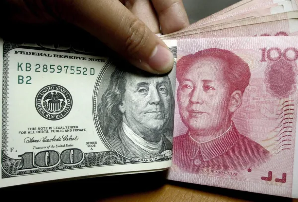 Fortaleza asiática: El yuan chino alcanza su mayor valor frente al dólar en tres años.