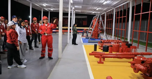Soberanía y conocimiento: Instalan el Consejo Académico Superior de los Hidrocarburos y activan el «Taladro Escuela» de Pdvsa.