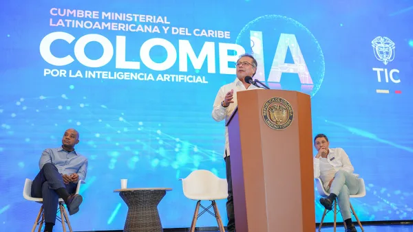 ¡Propuesta de vanguardia! Gustavo Petro plantea una confederación de naciones americanas para regular la IA y salvar el planeta.