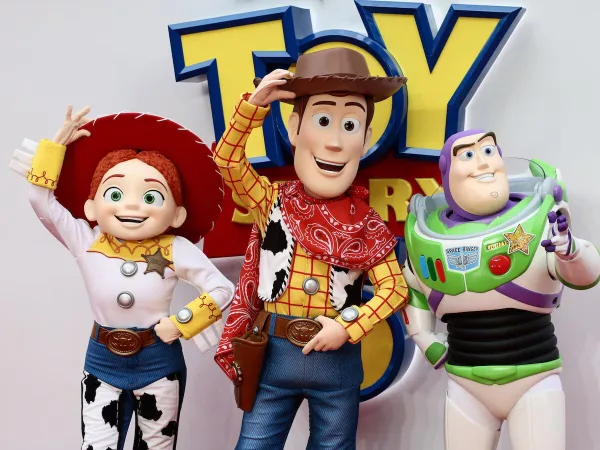 Fiebre de nostalgia y píxeles: Toy Story 5 pulveriza la taquilla global y recauda 312 millones de dólares en su primer fin de semana.