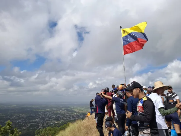 Éxito total: Alcaldía de José Tadeo Monagas activa ruta ecológica con más de 450 participantes en el primer «Senderismo en el Orituco»