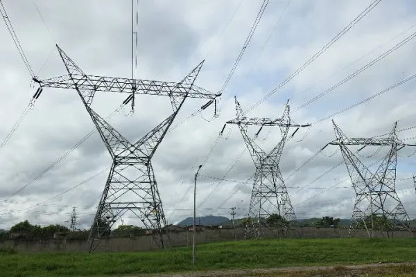 Récord histórico: Consumo eléctrico nacional alcanza su punto más alto en 8 años tras llegar a 15.625 MW.