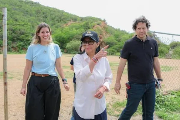 Economía comunal y agricultura regenerativa: Presidenta Delcy Rodríguez destaca el impulso de la juventud a la producción orgánica en Caricuao.