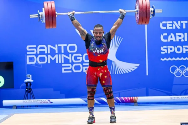Tricampeonato continental: Julio Mayora conquista el oro y extiende su reinado en los Juegos Suramericanos Santa Fe 2026.