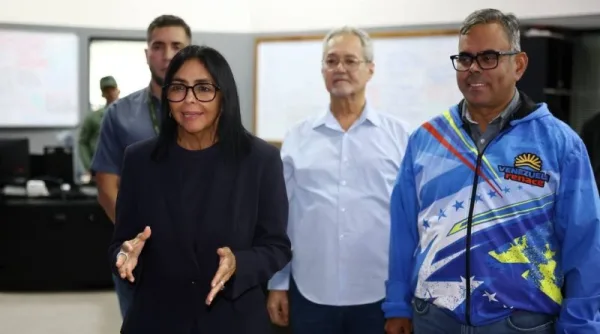Gestión eléctrica: Presidenta Delcy Rodríguez retorna a Venezuela y evalúa la situación del sistema energético nacional.